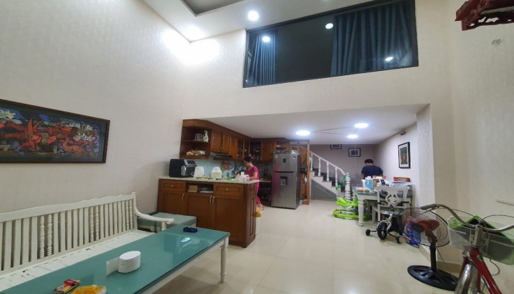 Đừng vội mua nhà khi chưa xem nhà riêng ngõ 144 Quan Nhân sổ đỏ chính chủ cần bán ngay